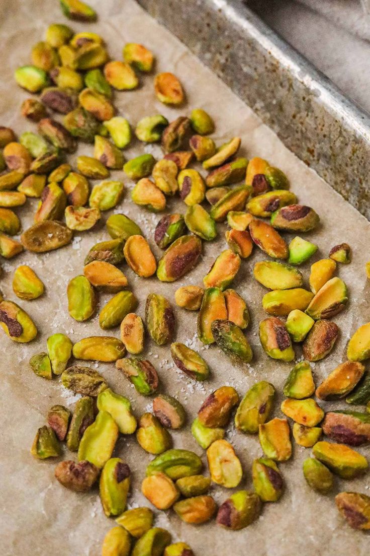 Roasted Pistachios: The Perfect Crunchy & Nutritious Snack